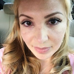 Meet your Posher, Karla